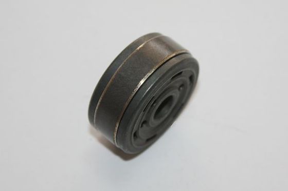 30 mm çapında bantlı pistonlar için eşsiz akışkan kanalları