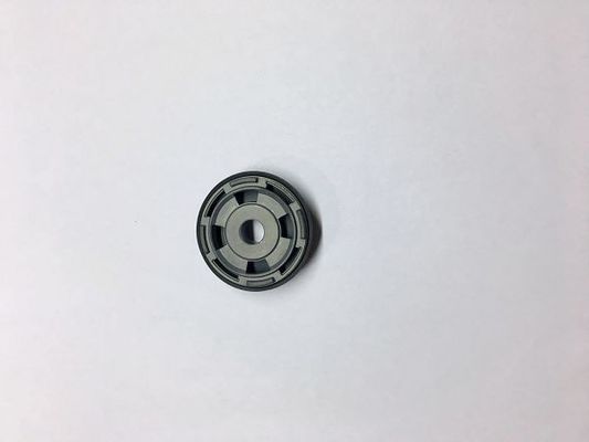 Eğim 0.09 Düşük Sürtünme Kuvveti Şok Pistonu Kamyon Darbelerinde OD'de Uygulanan PTFE Bandı